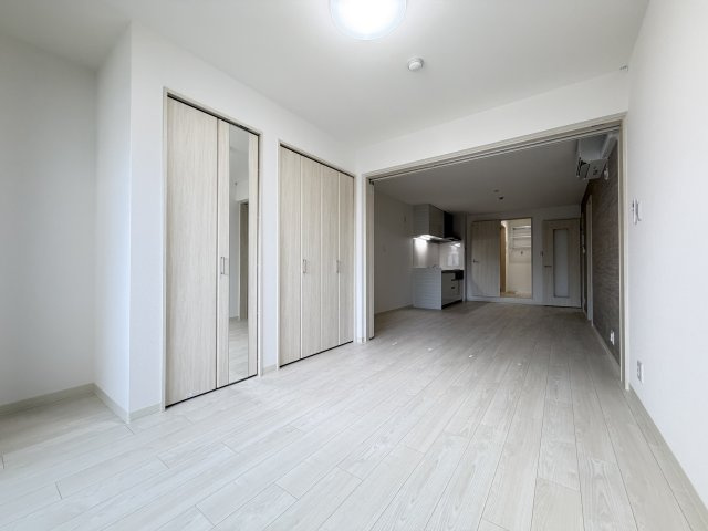 ピレーネ一津屋 の居間・リビング