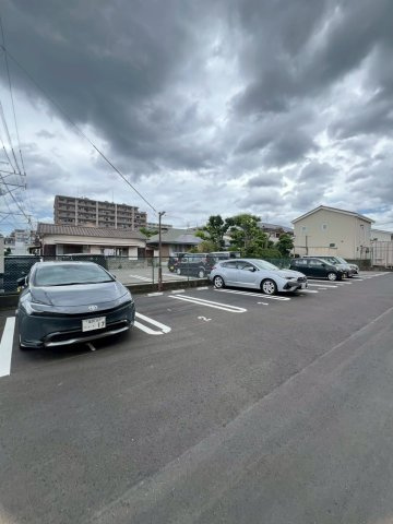 阿部第1ビルの駐車場