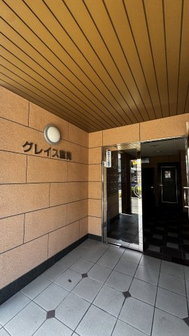 グレイス室見のエントランス