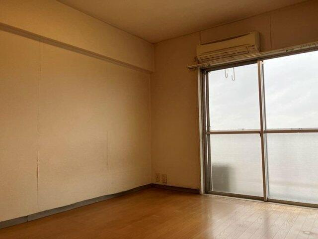 【居間・リビング】 | ニュー千鳥町マンション |  
