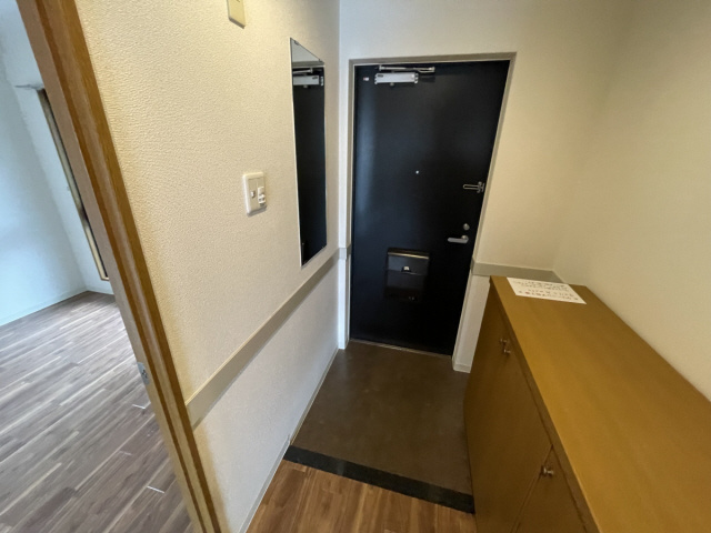 クオリティ西芦屋2の玄関