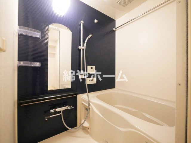 プレサンス難波クチュール の浴室|コンパクトで使いやすいお風呂です