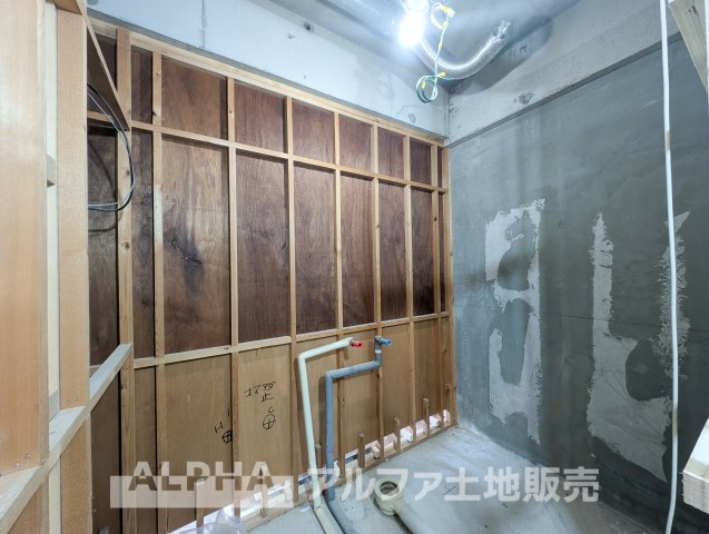 マージュ高幡不動の浴室|【Eco Aqua Shower】
◆エコアクアシャワー◆空気を含んだ大粒の水滴で浴び心地の良さで一日の疲れをいやしながら、節水性を両立した機能的なシャワーヘッドです。