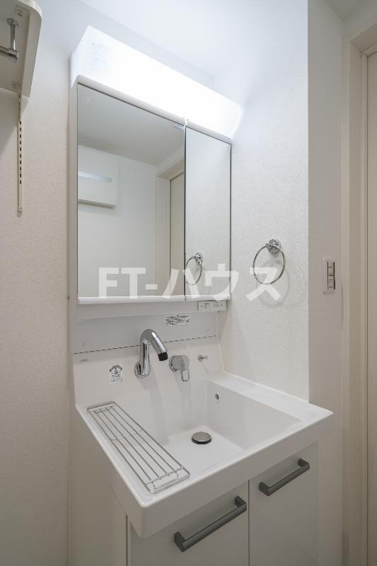Cullinan MAKUHARI(カリナンマクハリ)の独立洗面台