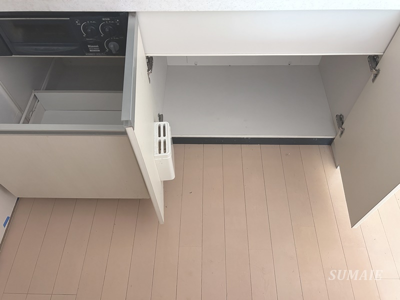JMFレジデンス赤羽志茂のキッチン|キッチン収納です
