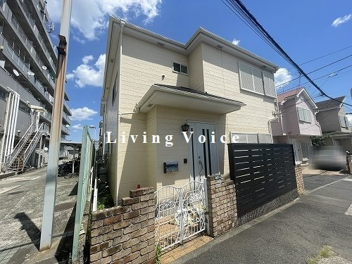 【仲介手数料０円】綾瀬市大上1丁目　中古一戸建ての外観|綾瀬市大上1丁目　中古一戸建て