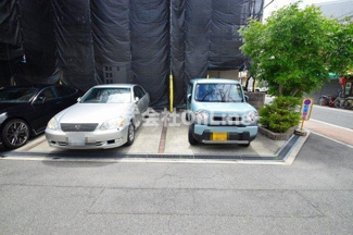 【駐車場】