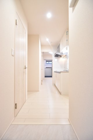 大阪市城東区今福西５丁目のアパートの玄関