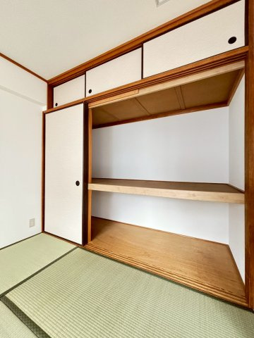 エルベ深井の内装