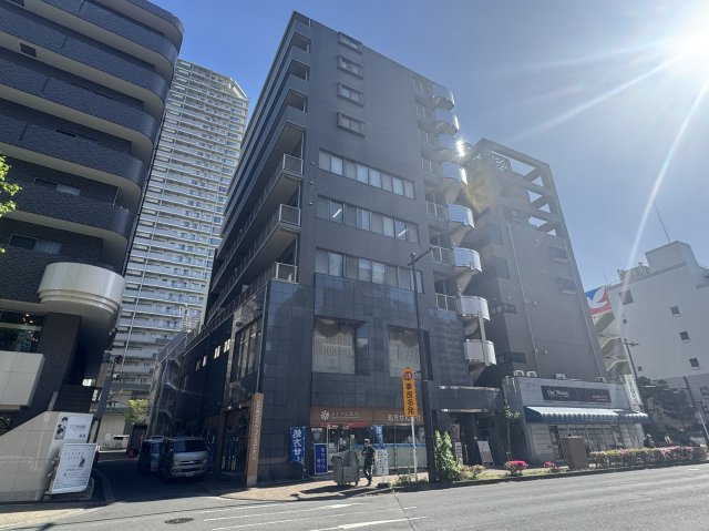 KENEDIX船橋の外観