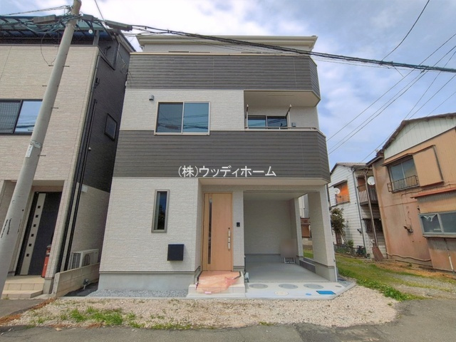 越谷市大成町7丁目　新築一戸建ての外観