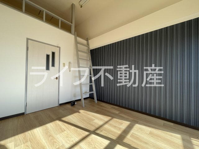 オーナーズマンション瓢箪山の居間・リビング