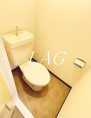 【トイレ】 | メゾンカドリーユ | トイレです。