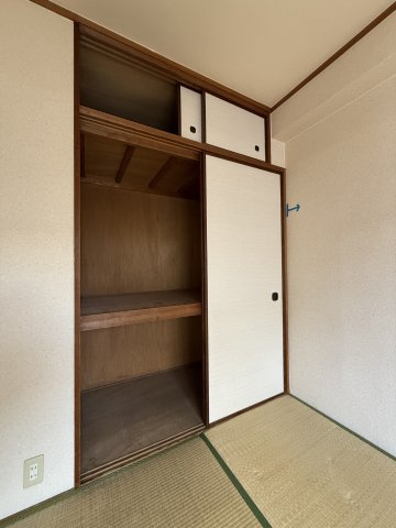 杉本町グランドハイツの収納