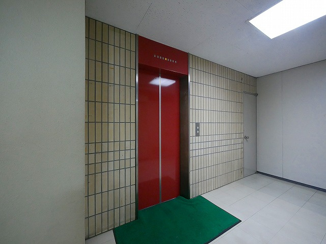 奥田ビルの内装