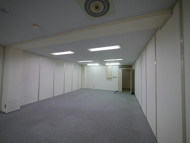 奥田ビルの内装