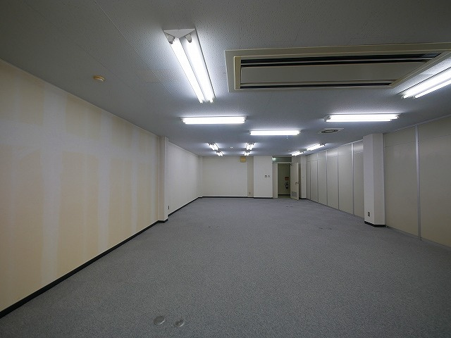 奥田ビルの内装