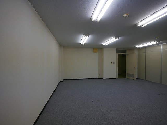 奥田ビルの内装