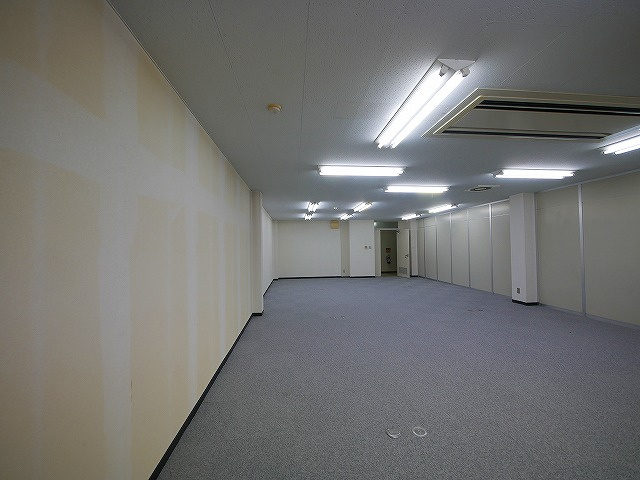 奥田ビルの内装