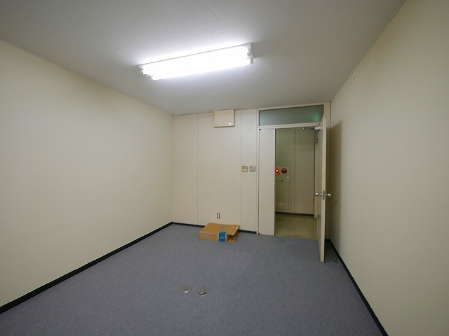 奥田ビルの内装