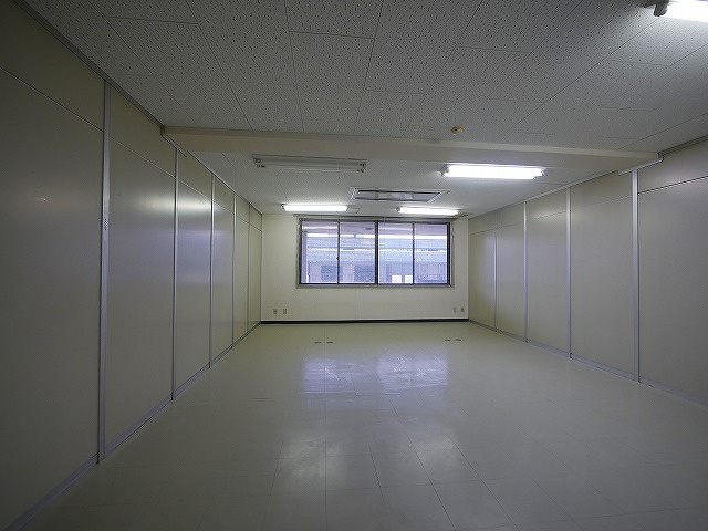 奥田ビルの内装