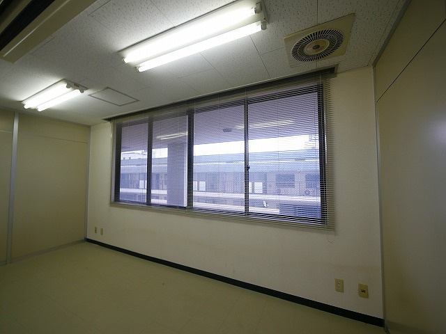 奥田ビルの内装