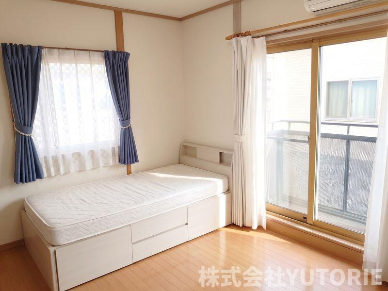 町田市広袴　令和３年リノベ戸建５LDK２台Ｐのトイレ