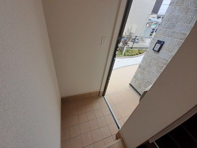 ルーチェットの玄関
