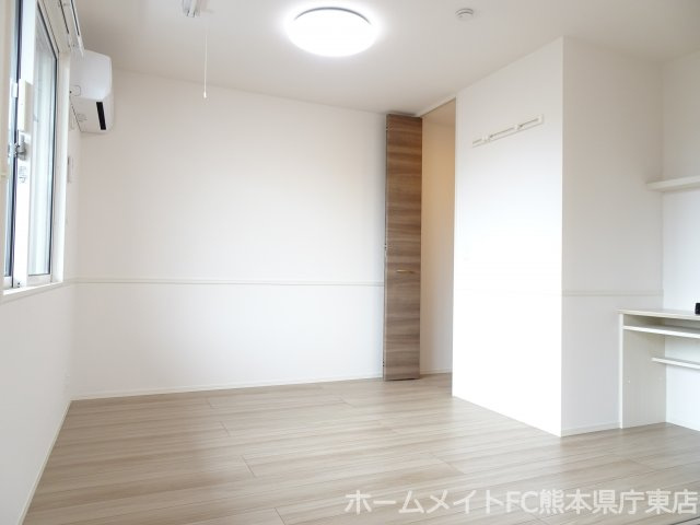セレブ琴平の洋室