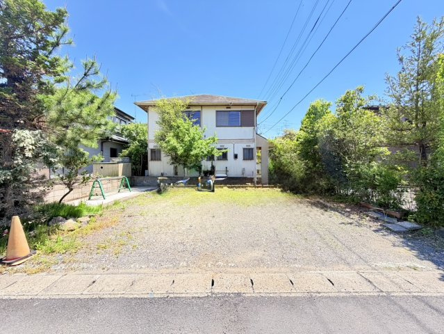 取手市双葉中古物件の駐車場