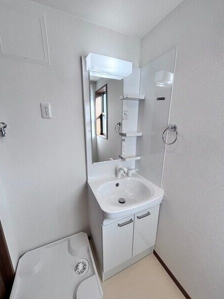 クレール　上池田　　　刈谷市近郊の賃貸はクラスホーム刈谷店の独立洗面台