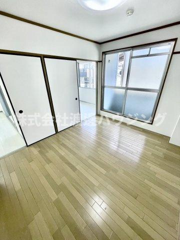 シャトラン香里園の寝室