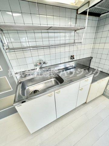 シャトラン香里園のキッチン