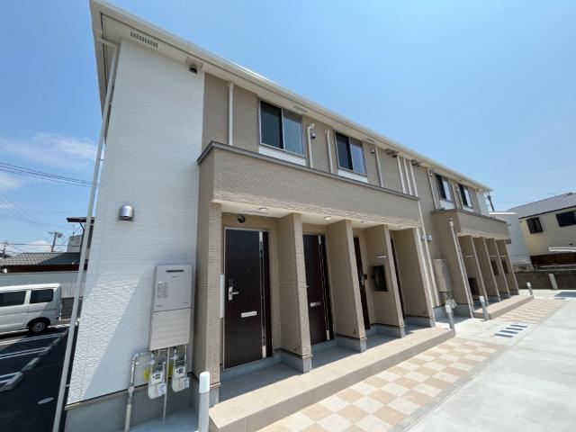 加古川市平岡町新在家のアパートの外観|外観写真（昼）