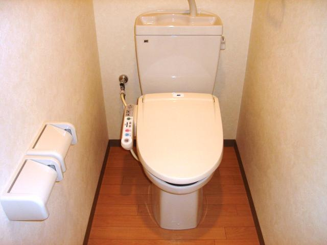 加古川市野口町坂元北２丁目の賃貸マンションのトイレ|シャワー付トイレ