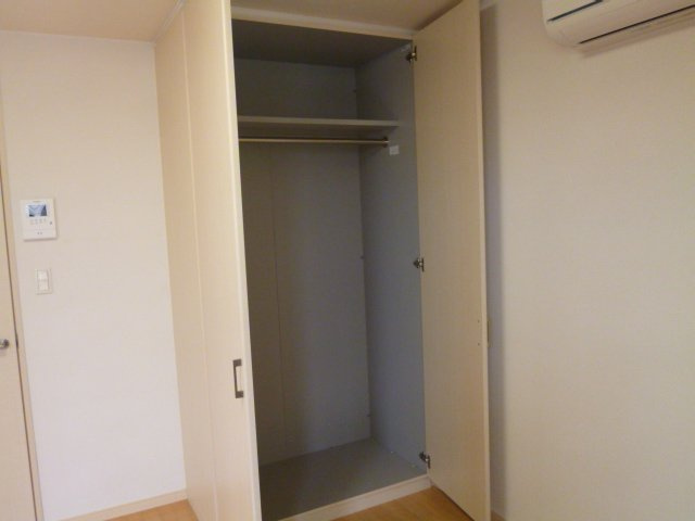 加古川市野口町坂元北２丁目の賃貸マンションの収納|ＬＤＫ
