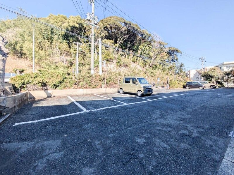 高宮多賀ハイツの駐車場