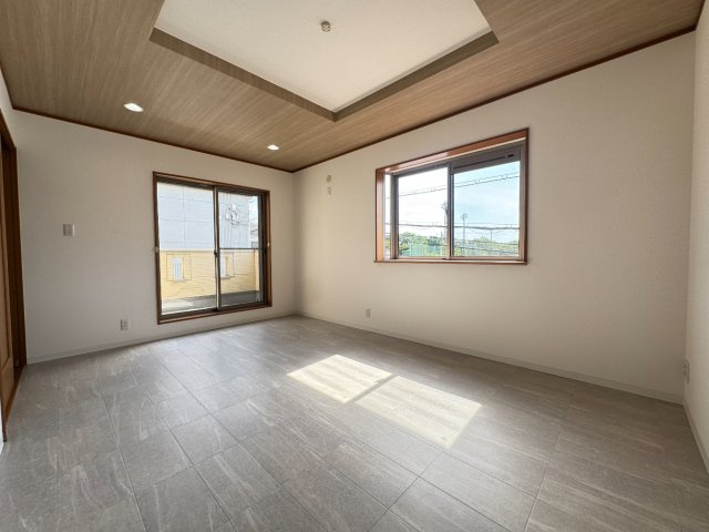 堺市西区山田二丁　中古一戸建の洋室