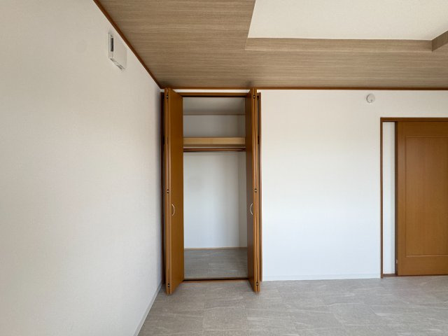 堺市西区山田二丁　中古一戸建の収納