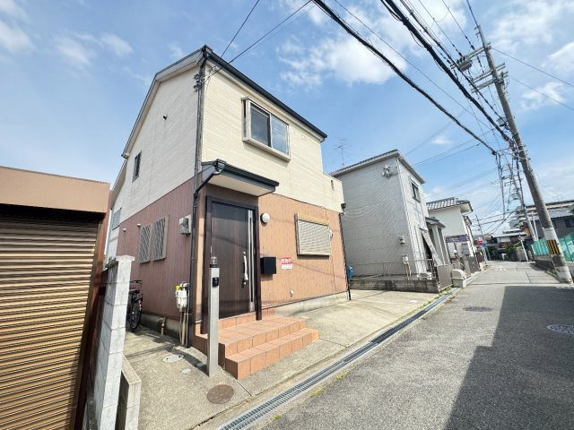 堺市西区山田二丁　中古一戸建の前面道路含む現地写真