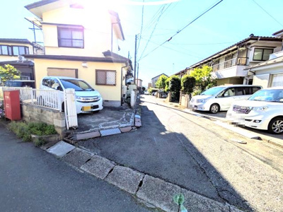 【前面道路含む現地写真】 | 日高市大字高萩　中古戸建