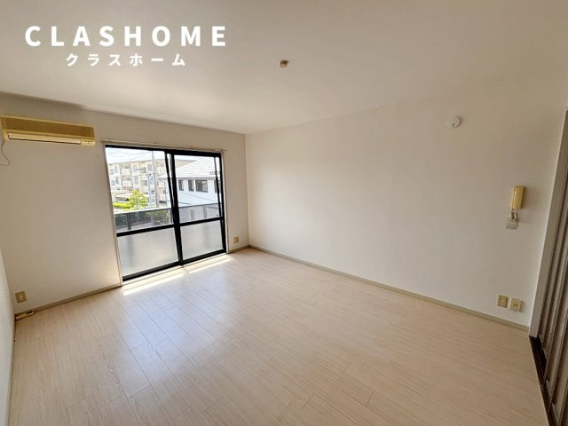 アート林　　　刈谷市近郊の賃貸はクラスホーム刈谷店の居間・リビング