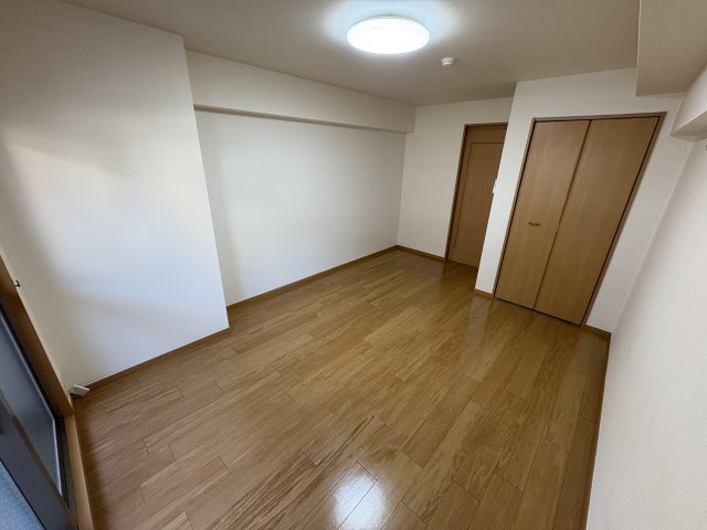 ドミール・シモハタの寝室