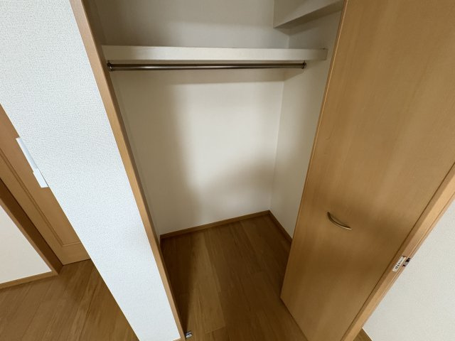 ドミール・シモハタの収納