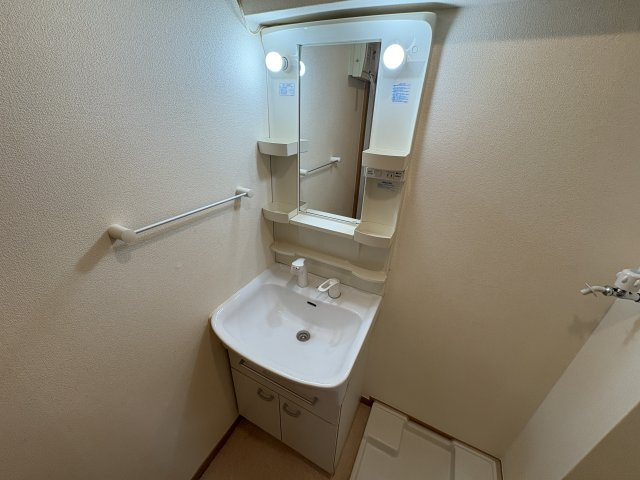 ドミール・シモハタの洗面所