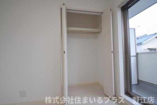 クリエオーレ横堤の収納