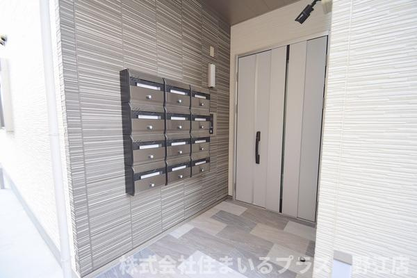 クリエオーレ横堤のエントランス