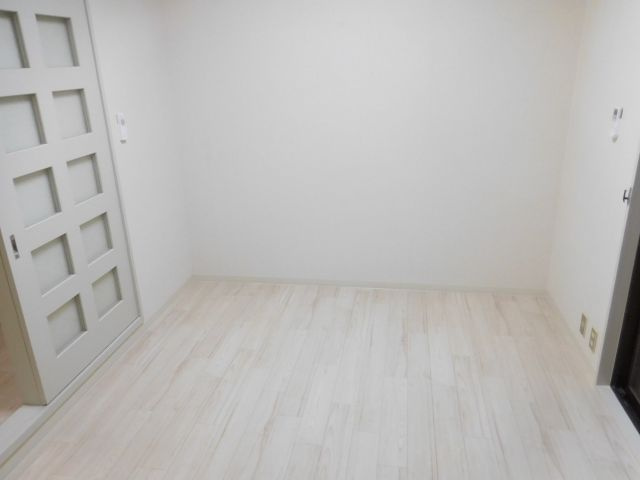 第2高槻ハイムの洋室