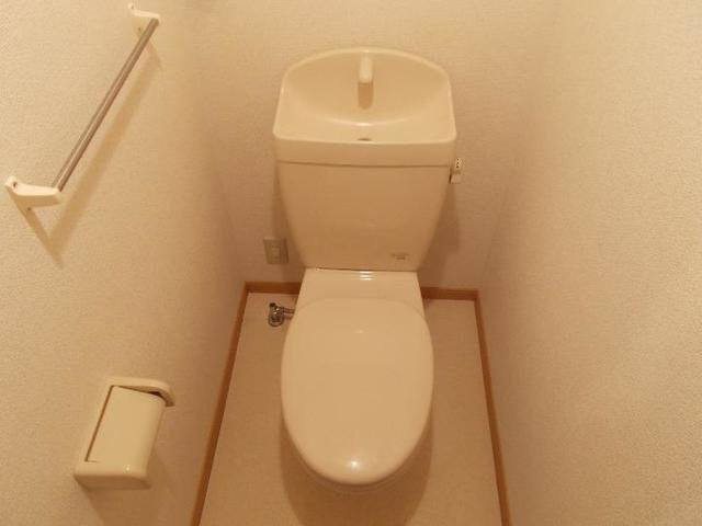 ファインヒル吉根Ａのトイレ|シンプルで使いやすいトイレです