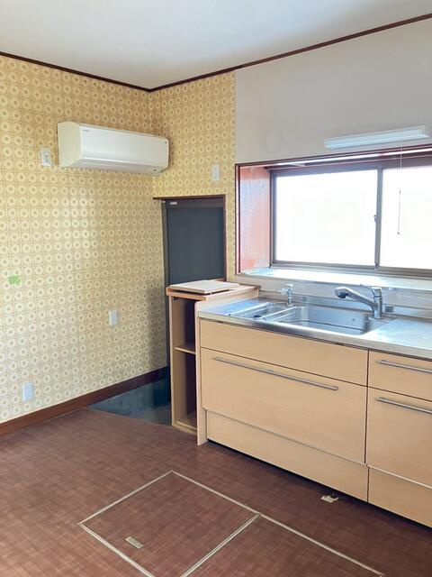 宇都宮市さつき３丁目　5DK　中古住宅のキッチン